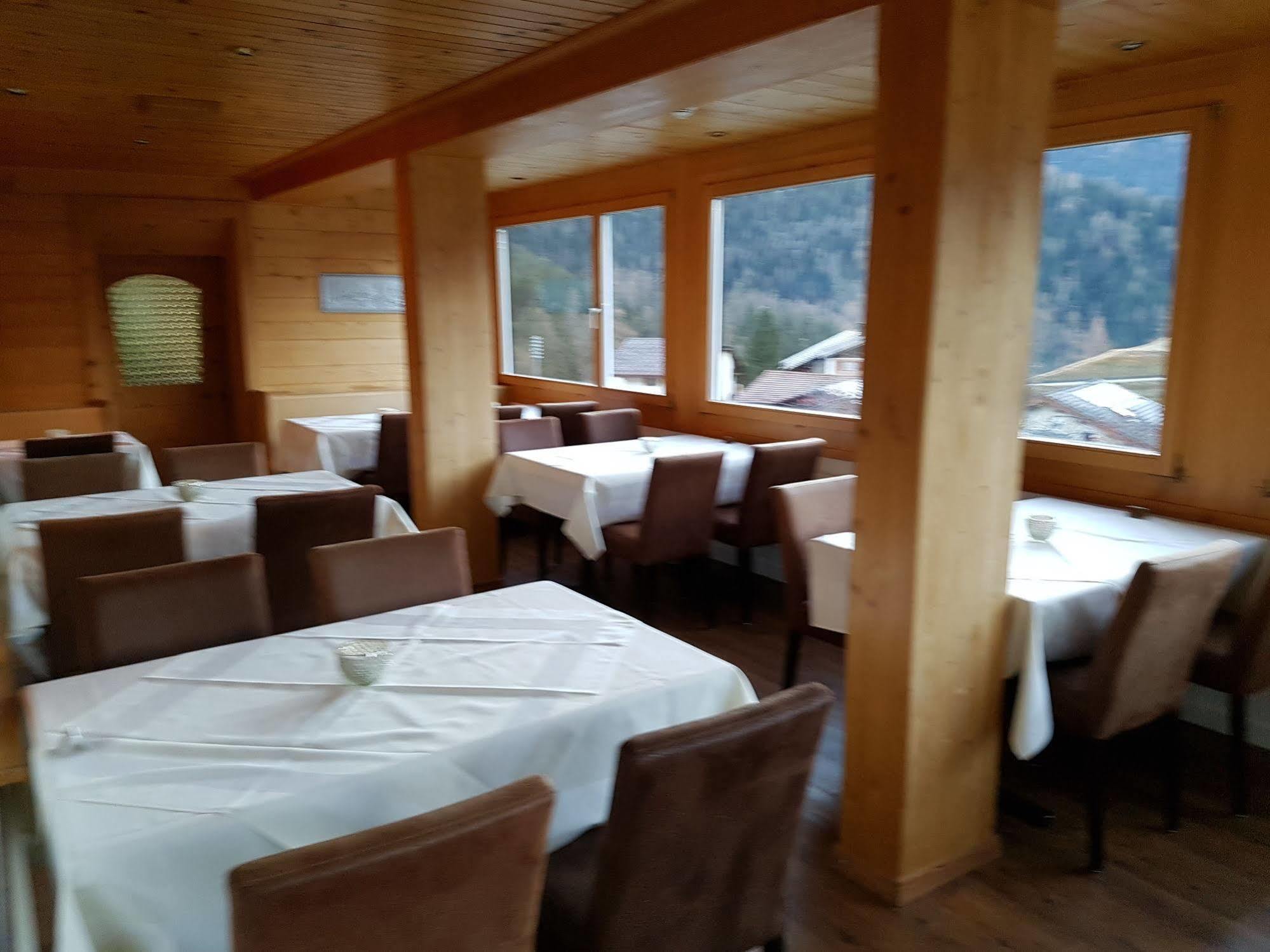 Hotel Sonnenhalde Wiesen Ngoại thất bức ảnh