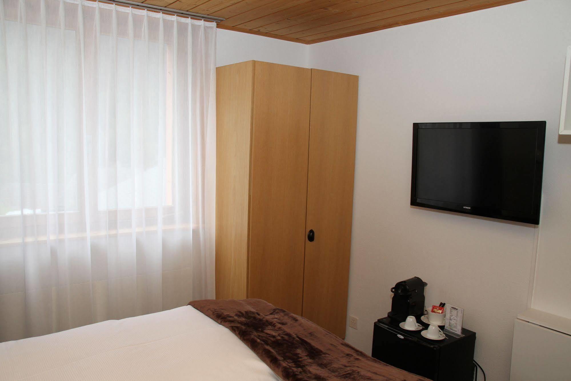 Hotel Sonnenhalde Wiesen Ngoại thất bức ảnh
